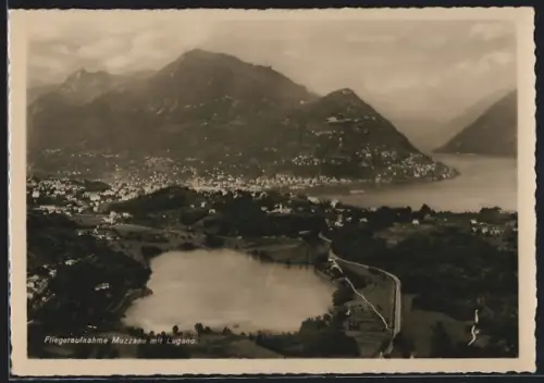 AK Muzzano, Ortsansicht mit Lugano, Fliegeraufnahme