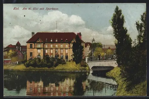 AK Kiel, Am kleinen Kiel mit Sparkasse