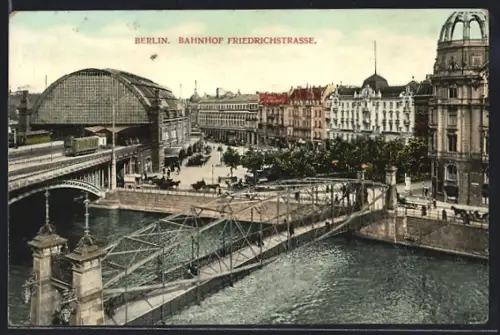 AK Berlin, Bahnhof Friedrichstrasse, Brücke über die Spree