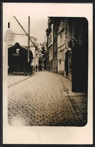 Foto-AK Assmannshausen /Rhein, Strassenpartie mit Assmannshäuser Weinklause