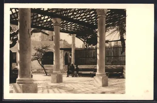 AK Rodi, Il Cortiletto della Moschea di Murad Reis