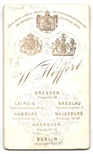 Fotografie W. Höffert, Dresden, Prager-Str. 49, Porträt eines Herrn mit Brille