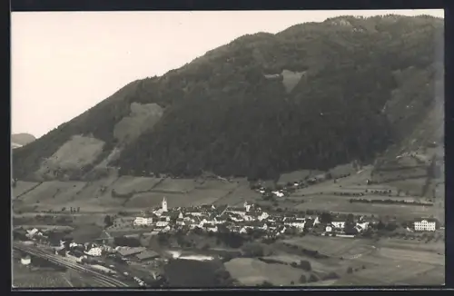 AK Unzmarkt /Steiermark, Teilansicht mit Bergen