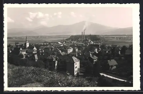 Foto-AK Fohnsdorf /Stmk., Teilansicht mit Bergen