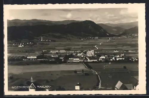 AK Weisskirchen, Maxlan, Teilansicht mit Kirche