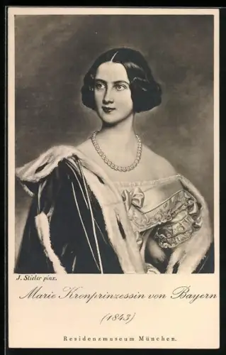 AK Kronprinzessin Marie von Bayern im Kleid mit Perlenkette