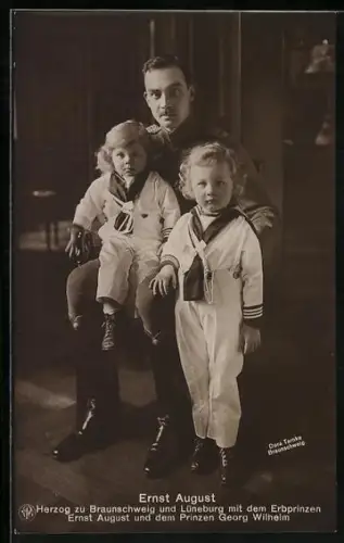 AK Ernst August, Herzog zu Braunschweig und Lüneburg mit dem Erbprinzen Ernst August und dem Prinzen Georg Wilhelm