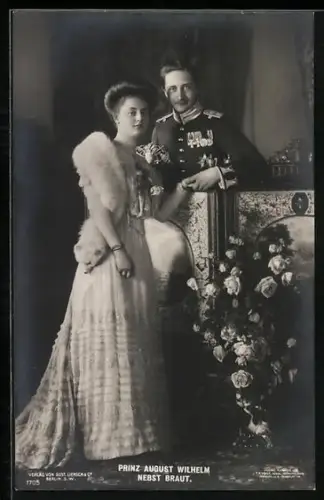 AK Prinz August Wilhelm von Preussen nebst Braut, Rosen