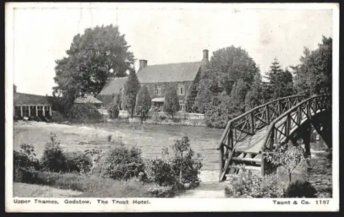 AK Godstow, Upper Thames, The Trout Hotel