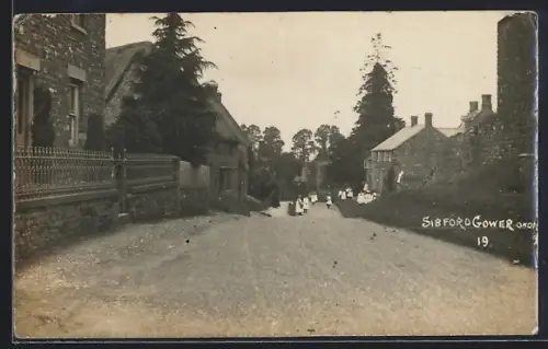 AK Sibford Gower, Street View