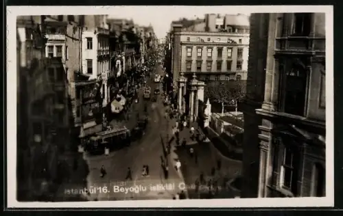 AK Istanbul, Beyoglu istiklal, Strassenbahn