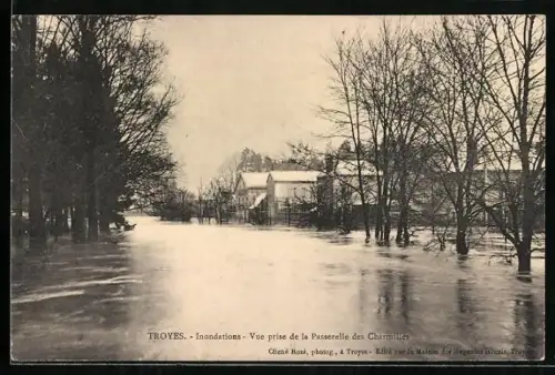 AK Troyes, Inondations, Vue prise de la Passerelle des Charmilles