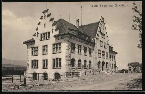AK Solothurn, Neues Zeughaus mit Strasse