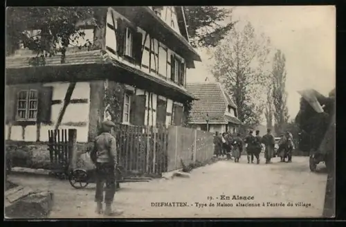 AK Diefmatten /Haute-Alsace, Type de Maison alsacienne à l`entrée du village