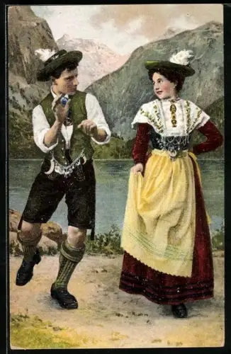 AK Paar in bayerische Tracht