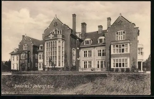 AK Petersfield, Bedales