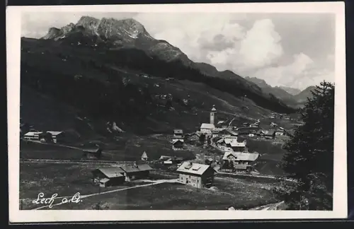 AK Lech a. A., Gesamtansicht mit Bergpanorama