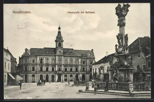 AK Neunkirchen, Hauptplatz mit Rathaus u. Säulendenkmal