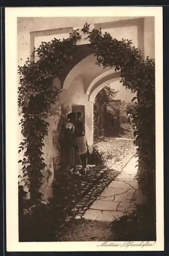 AK Mattsee, Pfarrhoftor mit Gang zum Hof