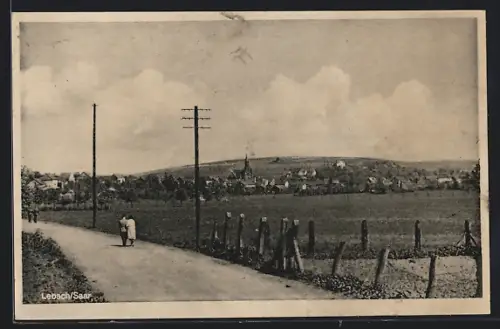 AK Lebach /Saar, Ortsansicht mit Kirche und Feldern