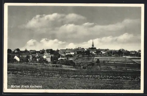 AK Büchel / Eifel, Ortsansicht mit Kirche und umliegenden Feldern