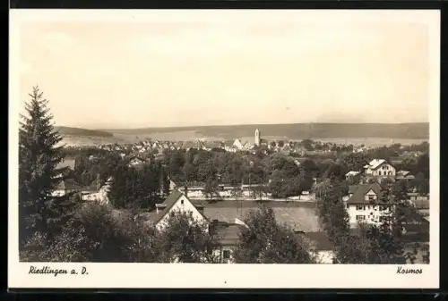 AK Riedlingen a. D., Ortspanorama vom Berg aus gesehen