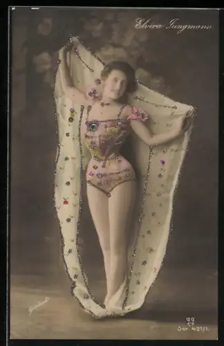AK Schauspielerin Elvira Jungmann in talliertem Korsett