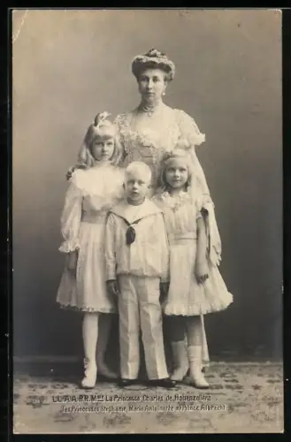 AK LL. AA. RR. Mme La Princesse Charles de Hohenzollern, Les Princesses Stephanie, Marie Antoinette et Prince Albrecht