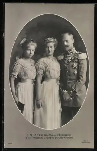 AK LL. AA. RR. Mgr. Le Prince Charles de Hohenzollern et Les Princesses Stéphanie et Marie-Antoinette