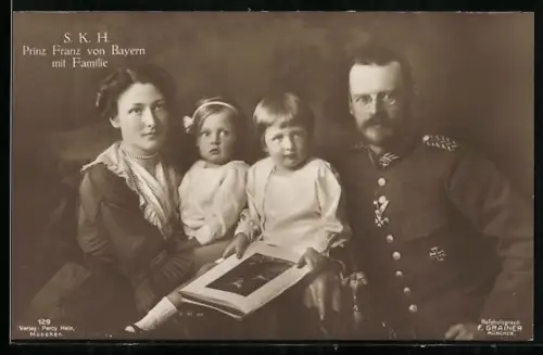 AK S. K. H. Prinz Franz von Bayern mit Familie