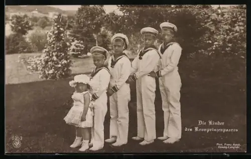 AK Die Kinder des Kronprinzen Wilhelm von Preussen in Matrosenuniform mit Mützenband