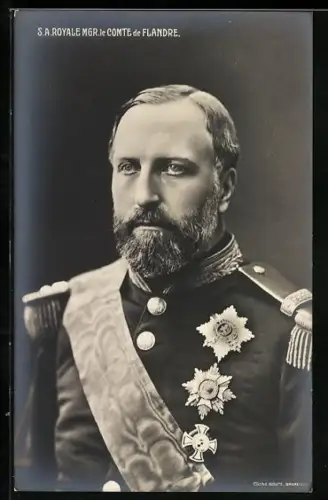 AK Portrait S. A. Royale Mgr. le Comte de Flandre in Uniform