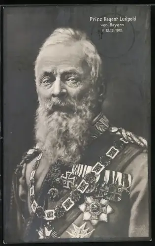 AK Prinzregent Luitpold von Bayern in Uniform mit zahlreichen Orden