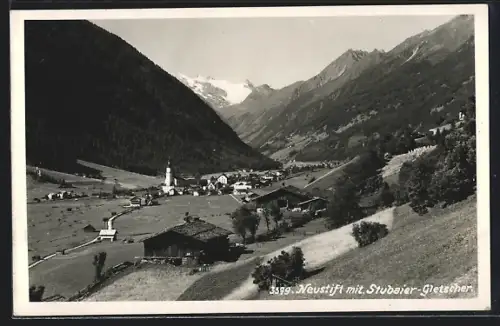 AK Neustift, Gesamtansicht mit Stubaier Gletscher