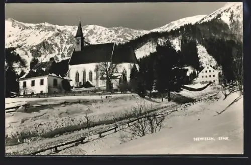 AK Seewiesen /Stmk., Panorama mit Kirche im Winter