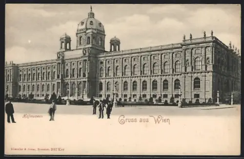 AK Wien, Hofmuseum, Frontansicht