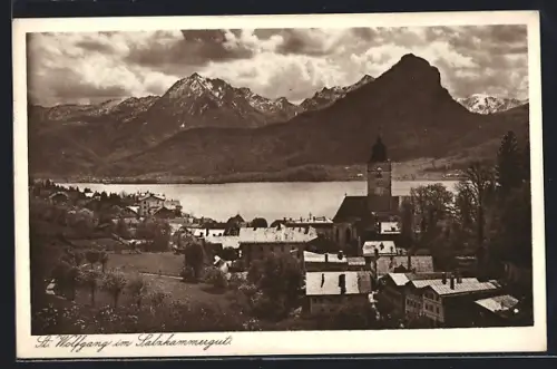 AK St. Wolfgang im Salzkammergut, Ortsansicht mit Bergpanorama