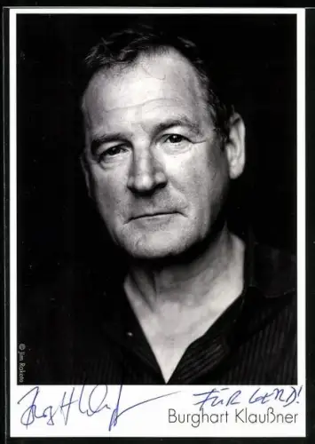 AK Schauspieler Burghart Klaussner im Porträt, Autograph
