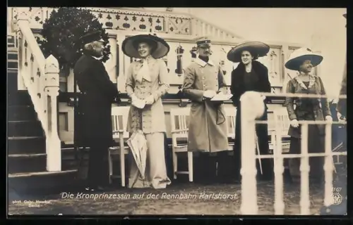 AK Berlin-Karlshorst, Kronprinzessin Cecilie auf der Rennbahn