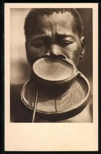 AK Afrikaner mit enormen Tellerlippen