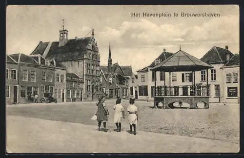 AK Brouwershaven, Het Havenplein, Hotel
