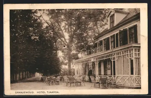 AK Oranjewoud, Hotel Tjaarda
