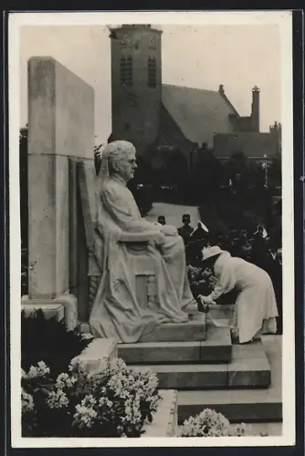 AK `s-Gravenhage, Gedenkteeken voor H. M. Koningin Moeder, Königshaus der Niederlande