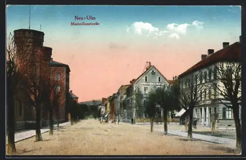 AK Neu-Ulm, Maximilianstrasse, Gasthof