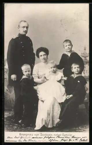 AK Kronprinz Friedrich August III. von Sachsen nebst Familie