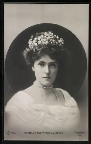 AK Prinzessin Rupprecht von Bayern mit Perlenkette