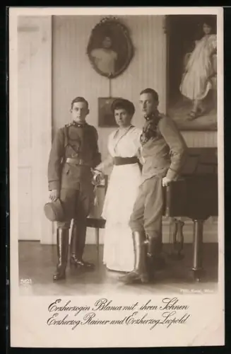 AK Erzherzogin Blanca mit ihren Söhnen Erzherzog Rainer und Erzherzog Leopold