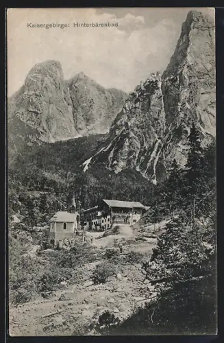 AK Hinterbärenbad /Kaisergebirge, Ortspartie mit Kapelle