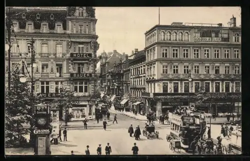 AK Berlin, Kranzler-Ecke mit Hotel Bauer