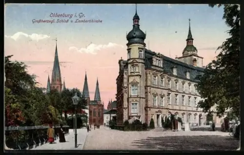 AK Oldenburg / Gr., Grossherzogl. Schloss und Lambertikirche